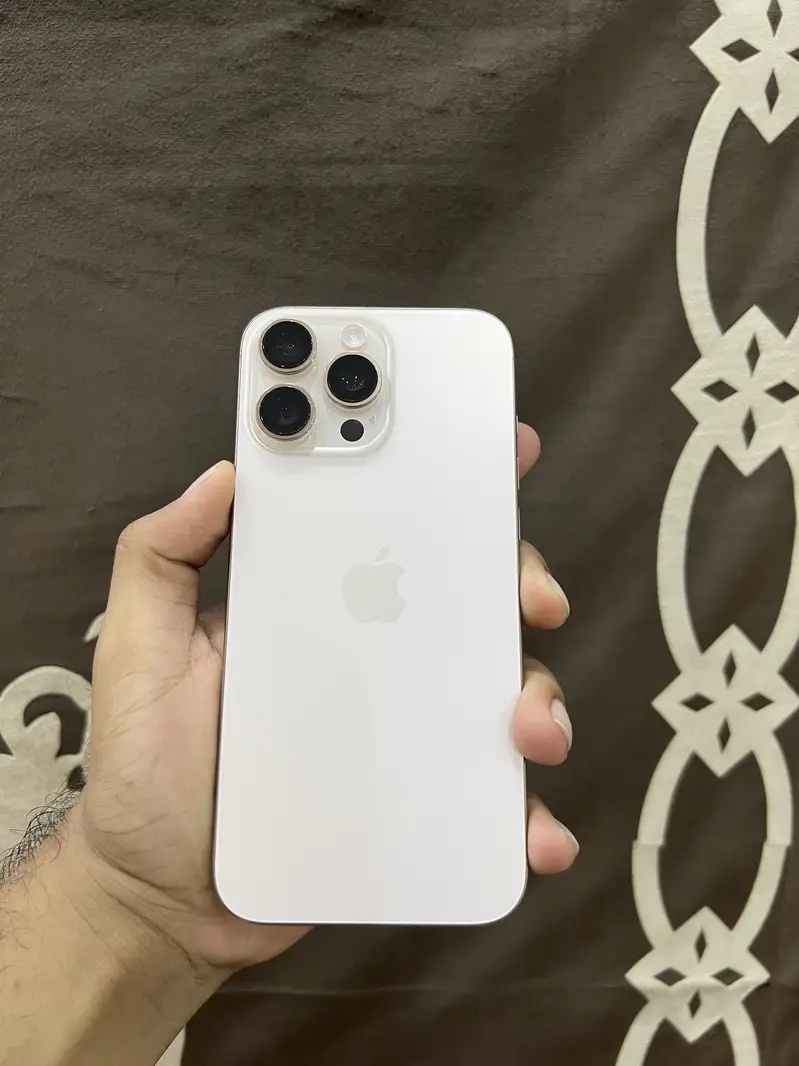 Used iPhone 16 Pro Max 256GB Factory Unlock – Desert, 89% Battery
