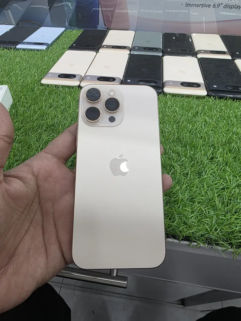 Apple iPhone 16 Pro Max