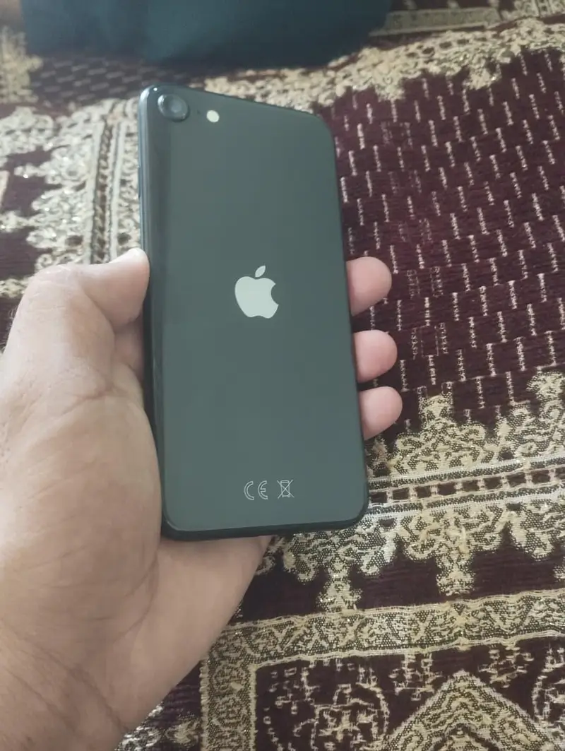 Apple iPhone SE 2020