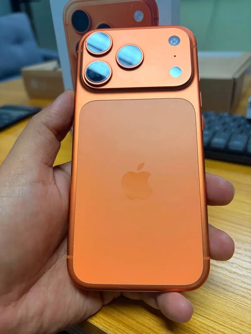 Apple iPhone 17 Pro 256GB Factory Unlocked Non-PTA